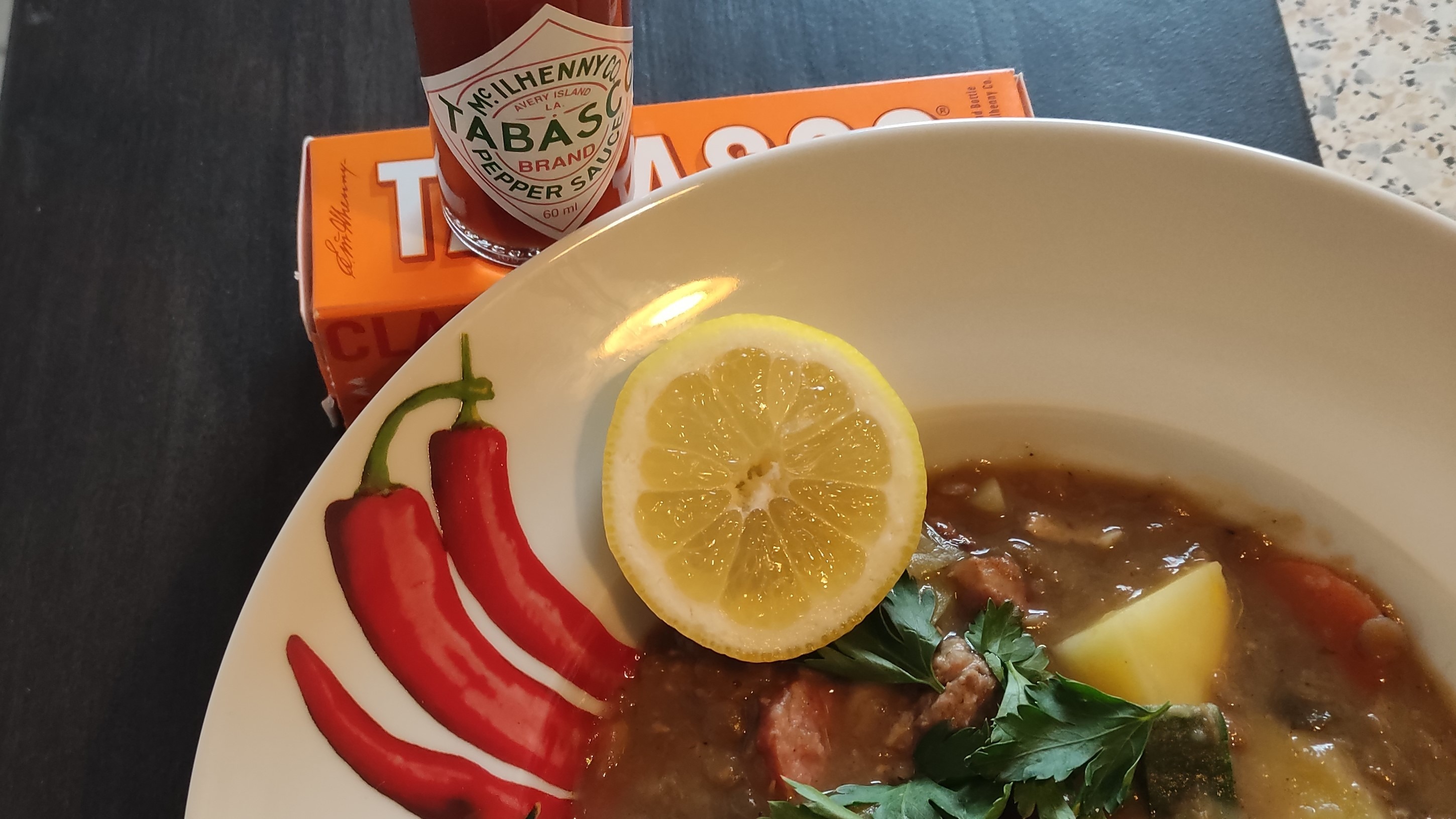 Soupe de lentilles sauce Tabasco